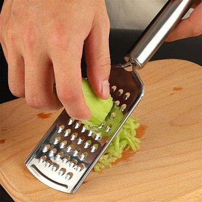 Râpe à fromage manuelle - NewCheeseGrater™ - Plat - RusticaKitch